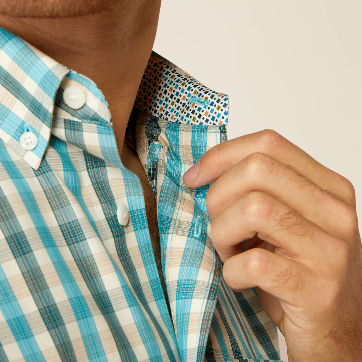 Ariat Men's Wrinkle Free Gordie  Fitted Shirt