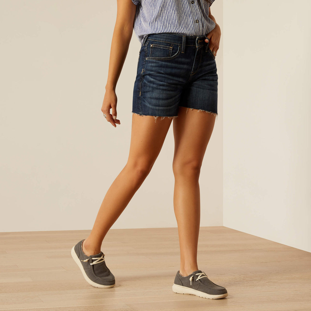 Ariat Women's Naz 5" Short