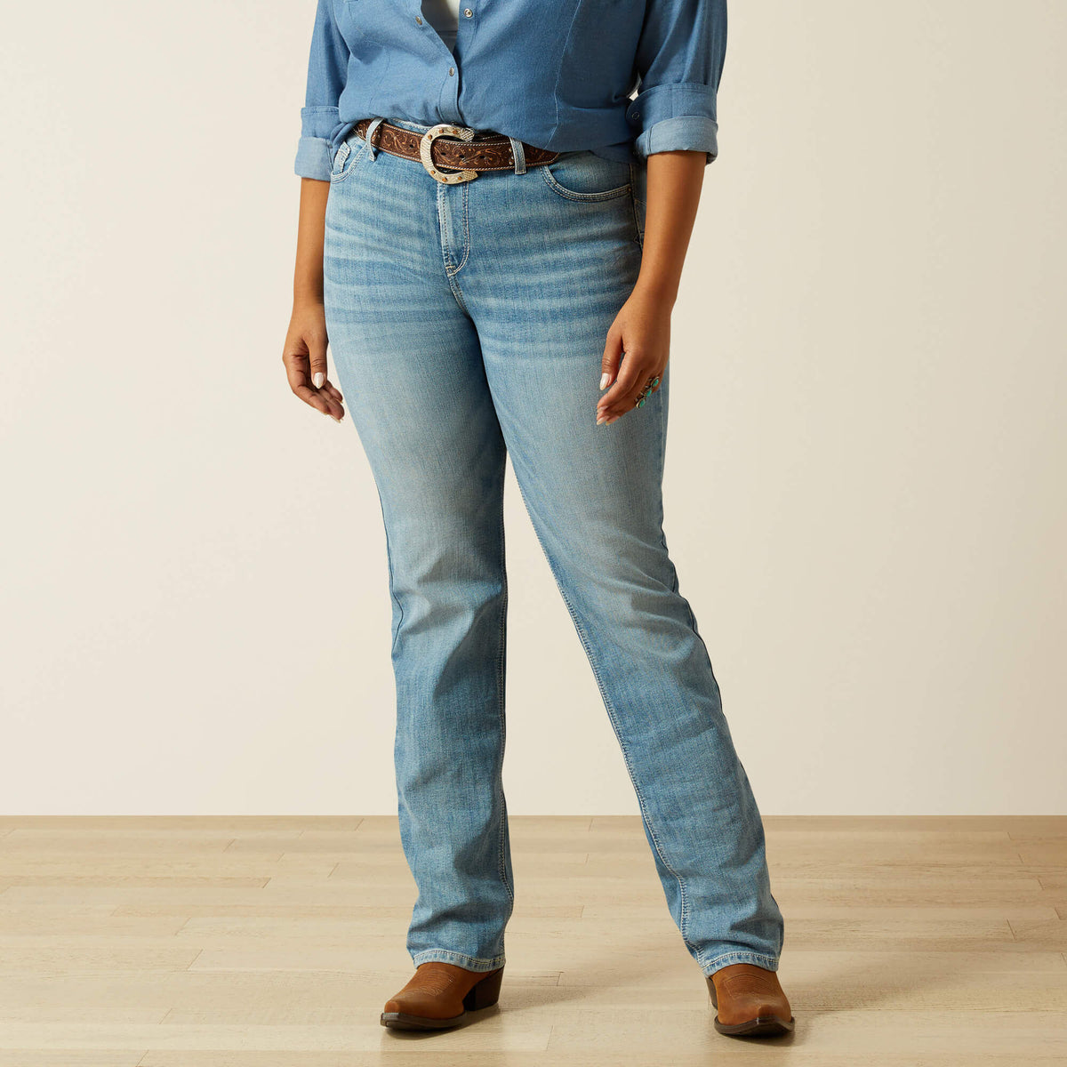 Ariat Women's Perfect Rise Yara Straight Leg Jeans