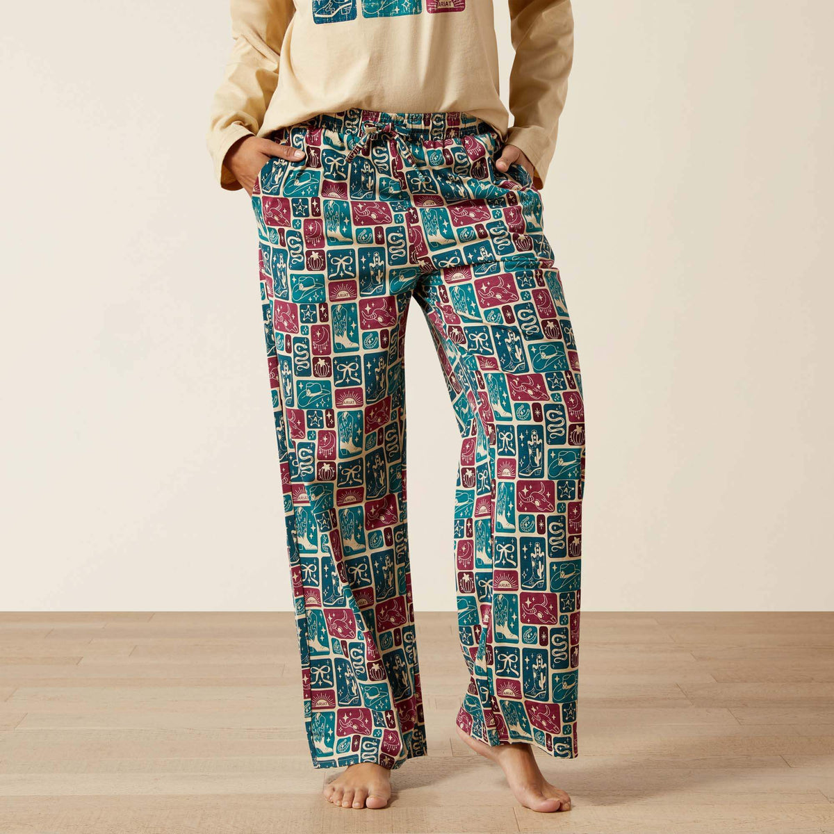 Ariat Women's Dreams Pajama Set