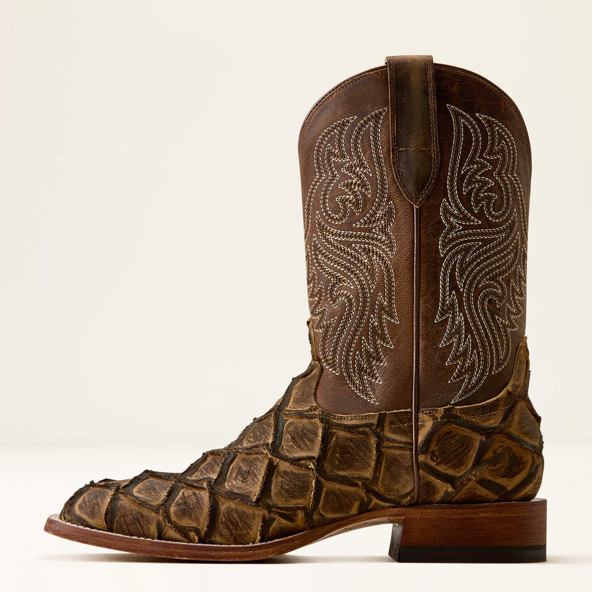 Ariat Men's Riverside Wide Square Toe Cowboy Boot
