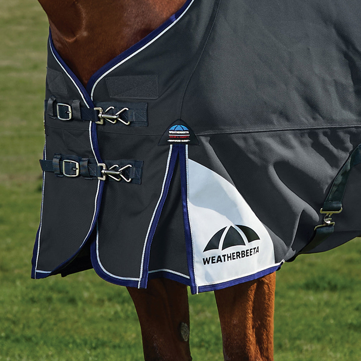 Weatherbeeta Comfitec Ultra Turnout Standard Neck 220g