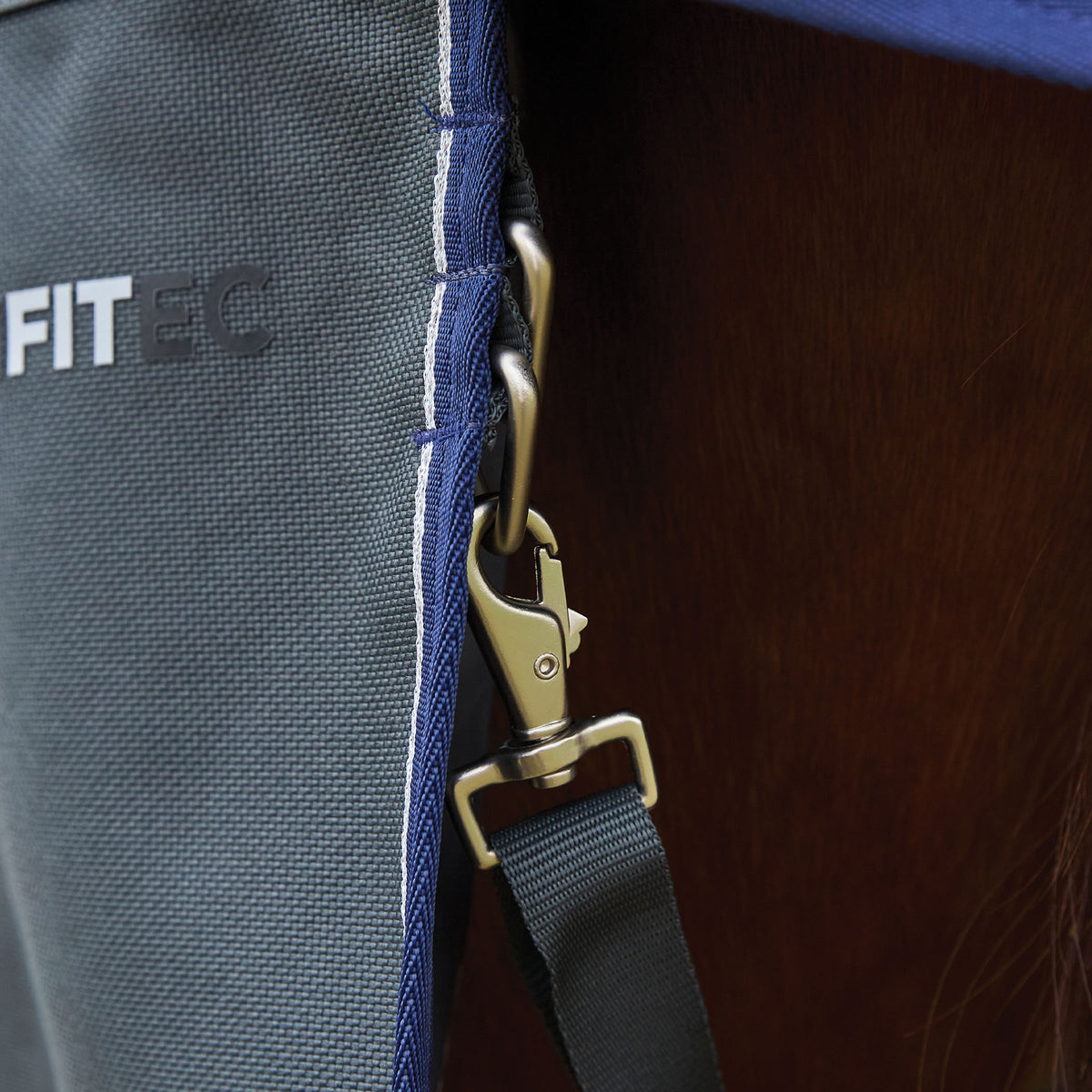 Weatherbeeta Comfitec Ultra Turnout Standard Neck 220g