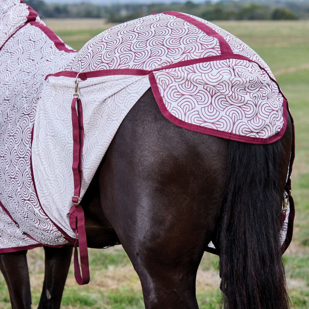 Weatherbeeta Comfitec Limited Edition Fly Sheet Combo #colour_white-burgundy-bit-print