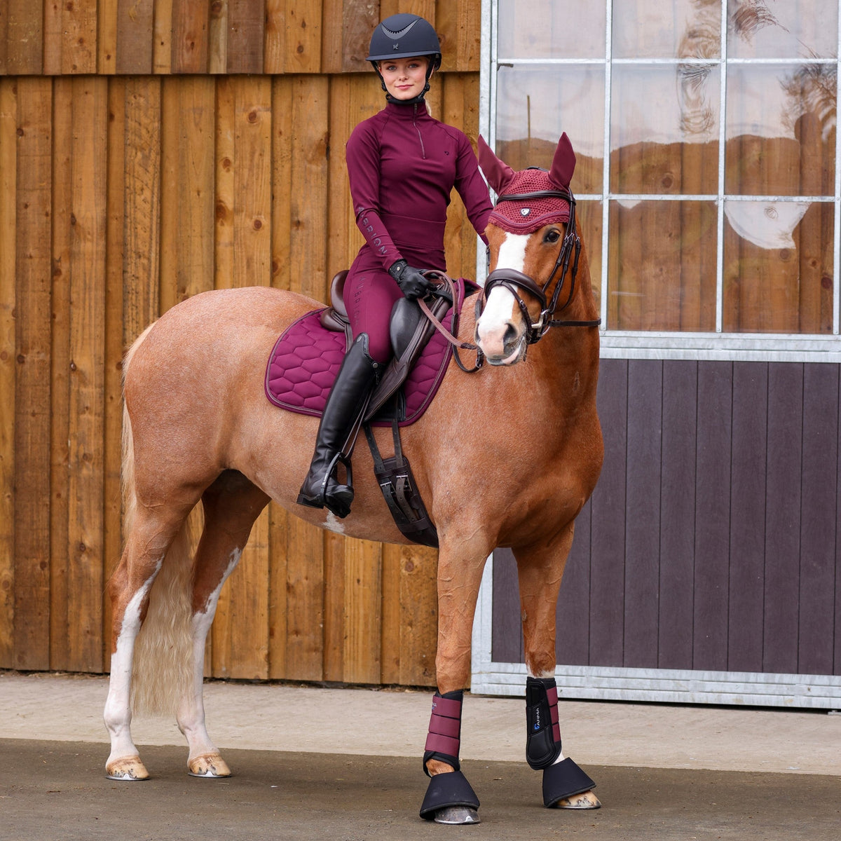 Shires Aubrion Eltar Base Layer