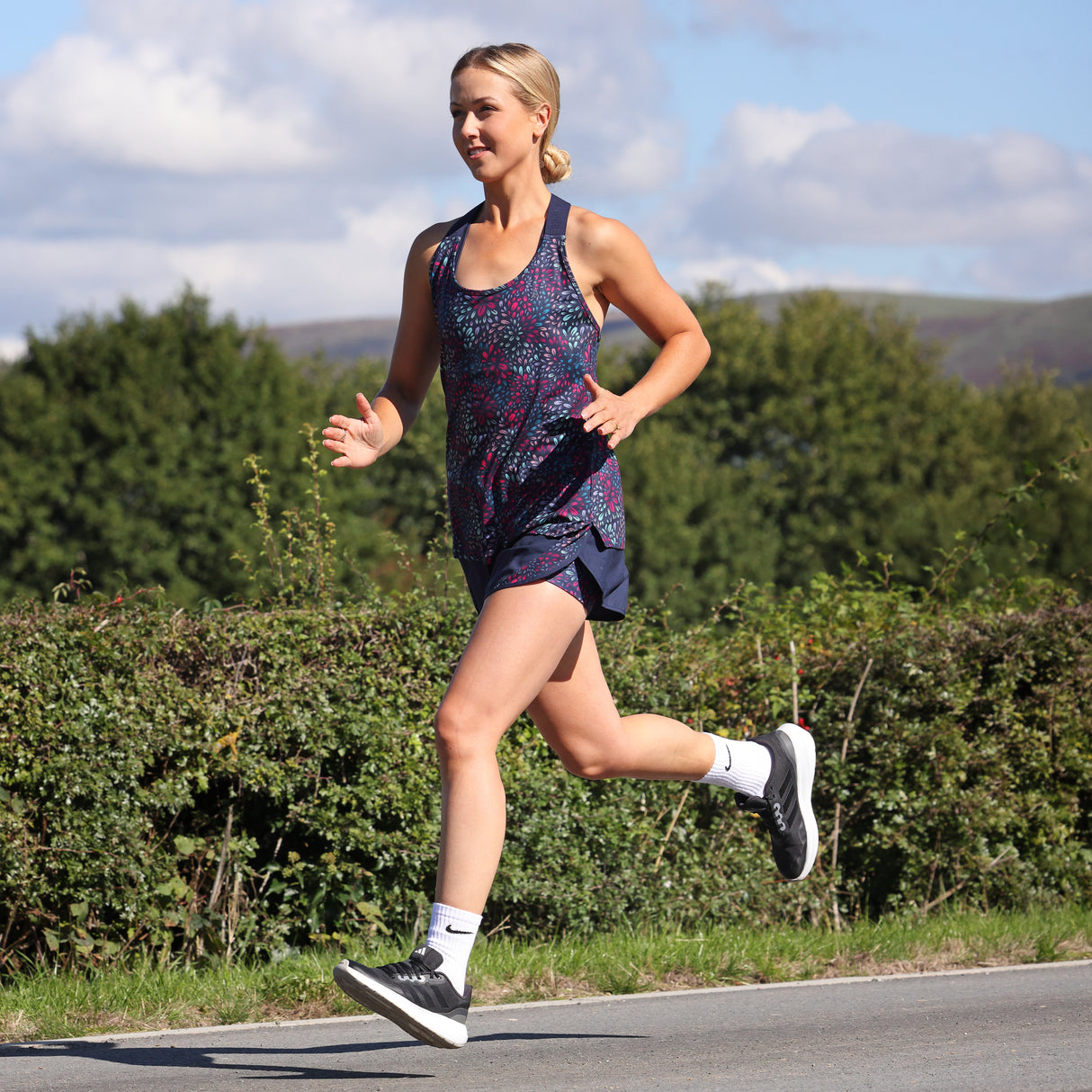 Shires Aubrion React Tech Vest #colour_petal