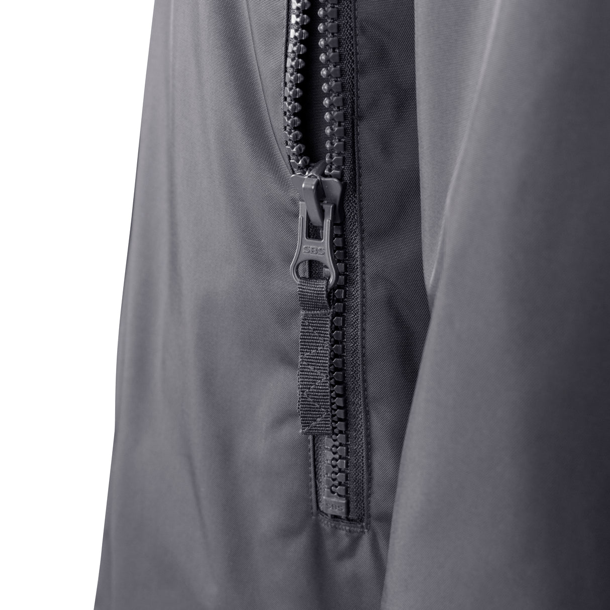 Shires Aubrion Original All Weather Robe - Young Rider #colour_black