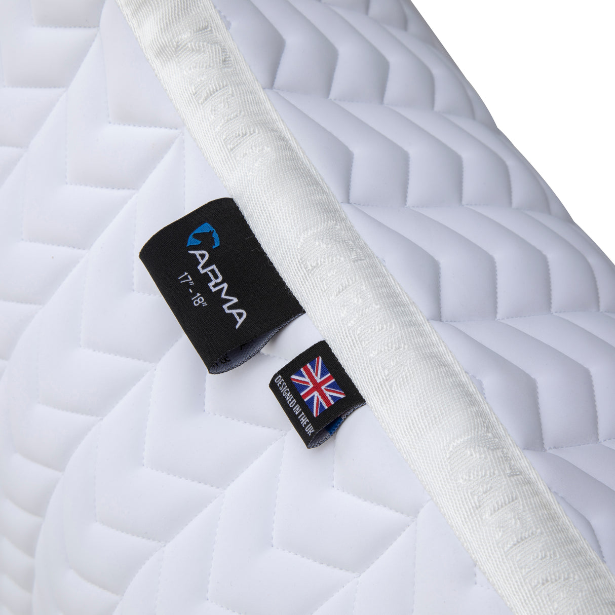 Shires ARMA Elegance 3.0 Saddlecloth #colour_white