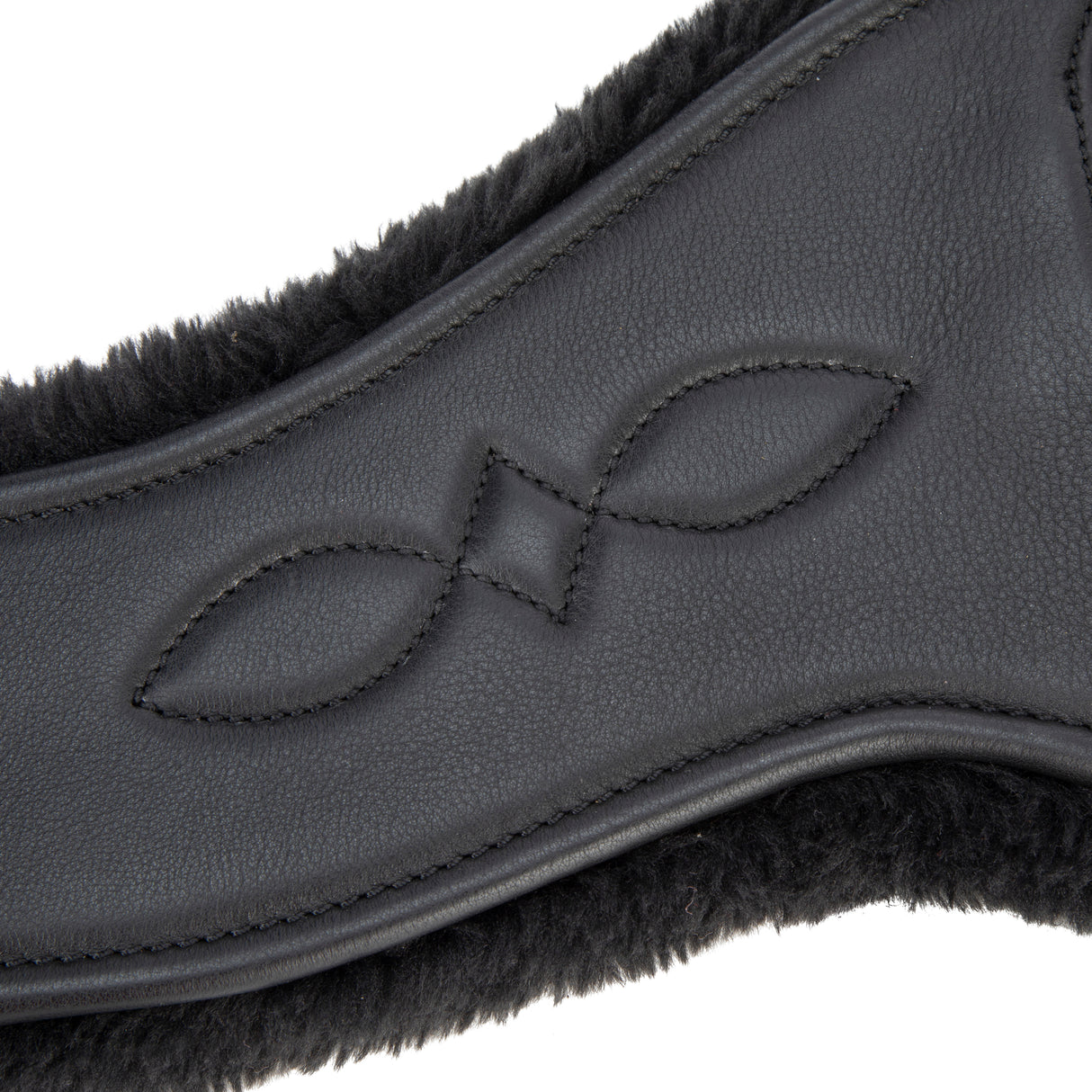 Shires Velociti LUSSO Anatomical SupaFleece Girth #colour_black