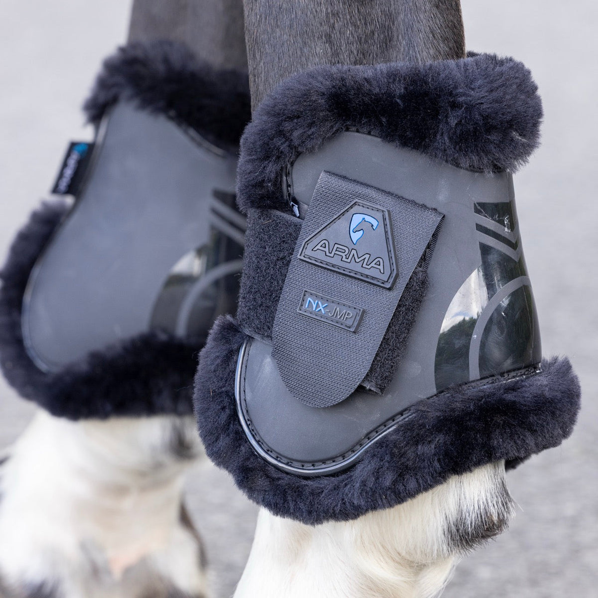 Shires ARMA SupaFleece Streichkappen