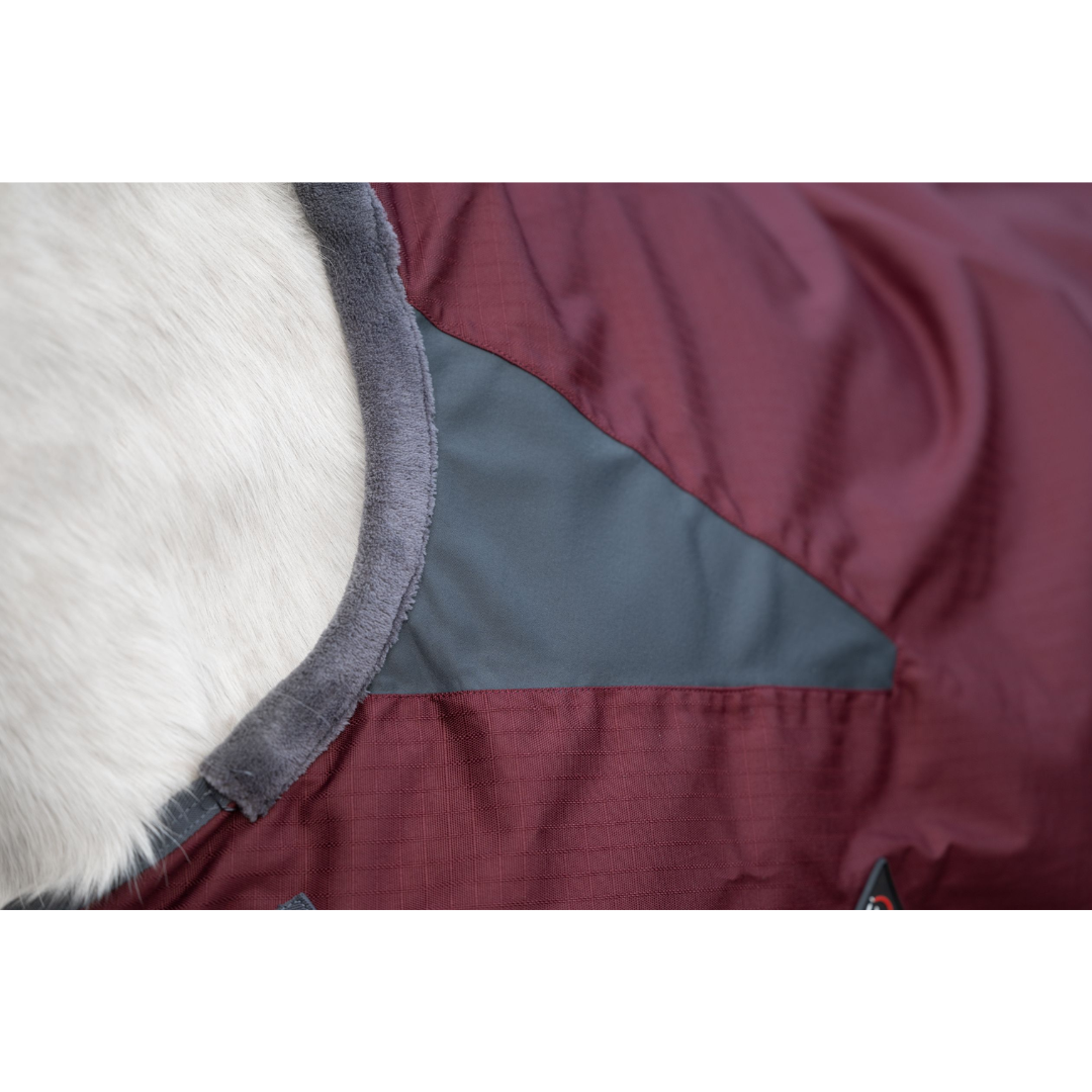 HKM 600D Fleece Lined High Neck Turnout Rug -Yukon- #colour_darkred-grey