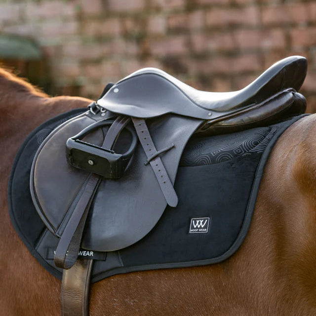 Woof Wear Elite Comfort Plus Close Contact Saddle Pad #colour_black