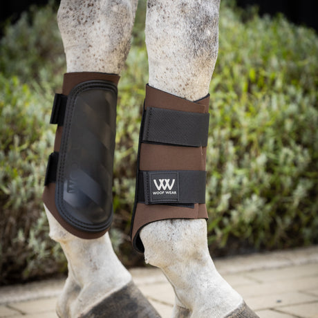 Woof Wear New Club Brushing Boot #colour_chocolate