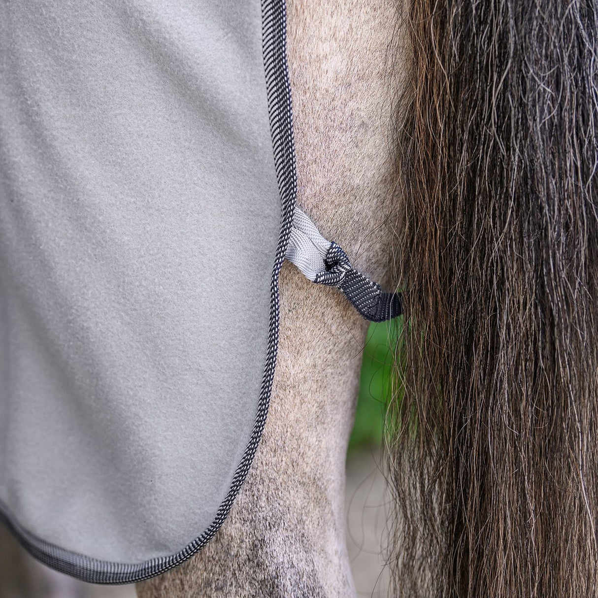 Waldhausen Economic Fleece Rug #colour_silver-grey