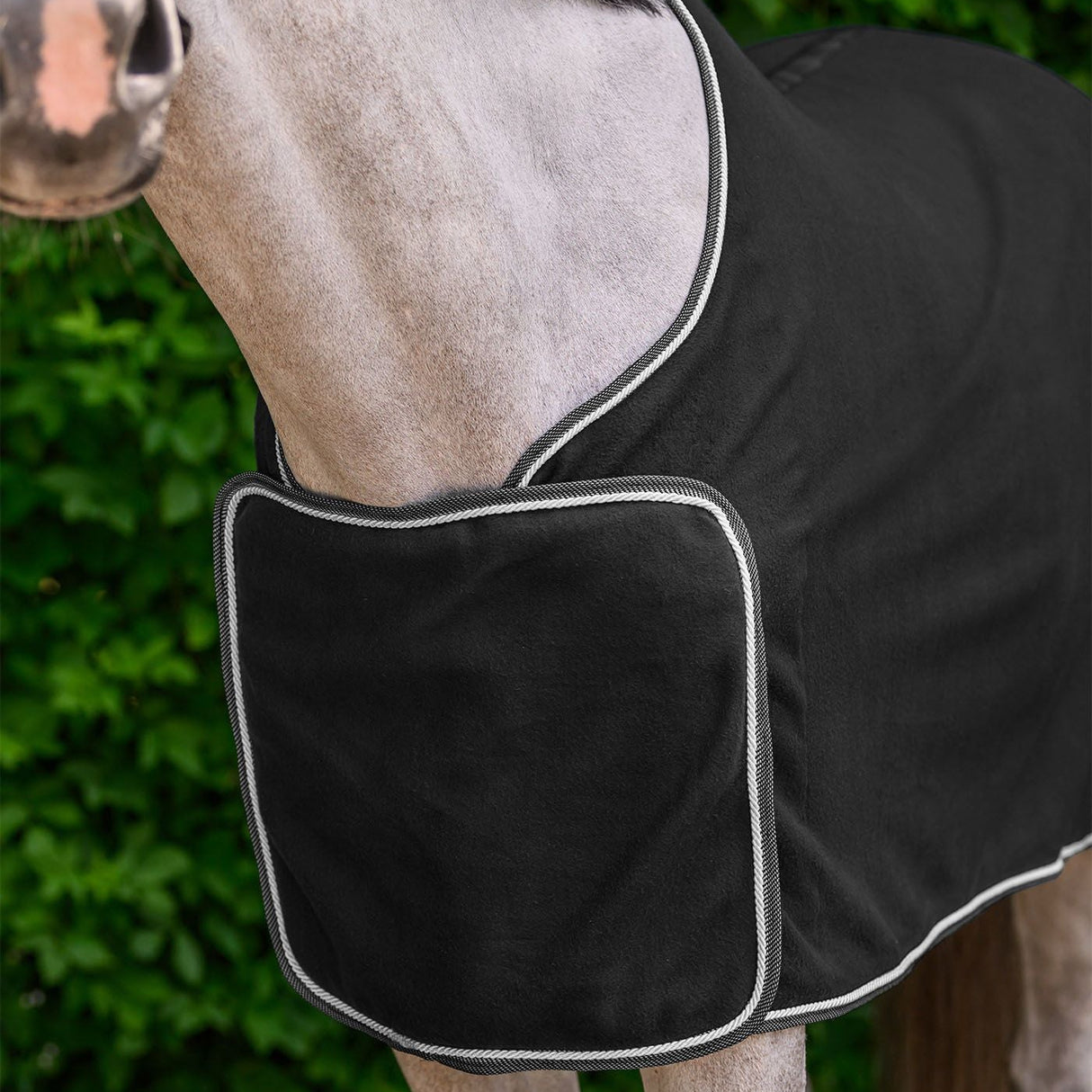 Waldhausen Economic Fleece Advertising Rug #colour_black