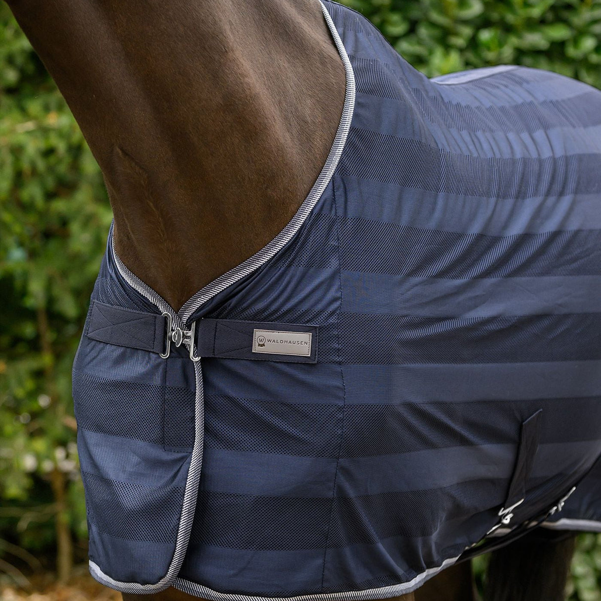 Waldhausen Economic Fly Rug #colour_night-blue