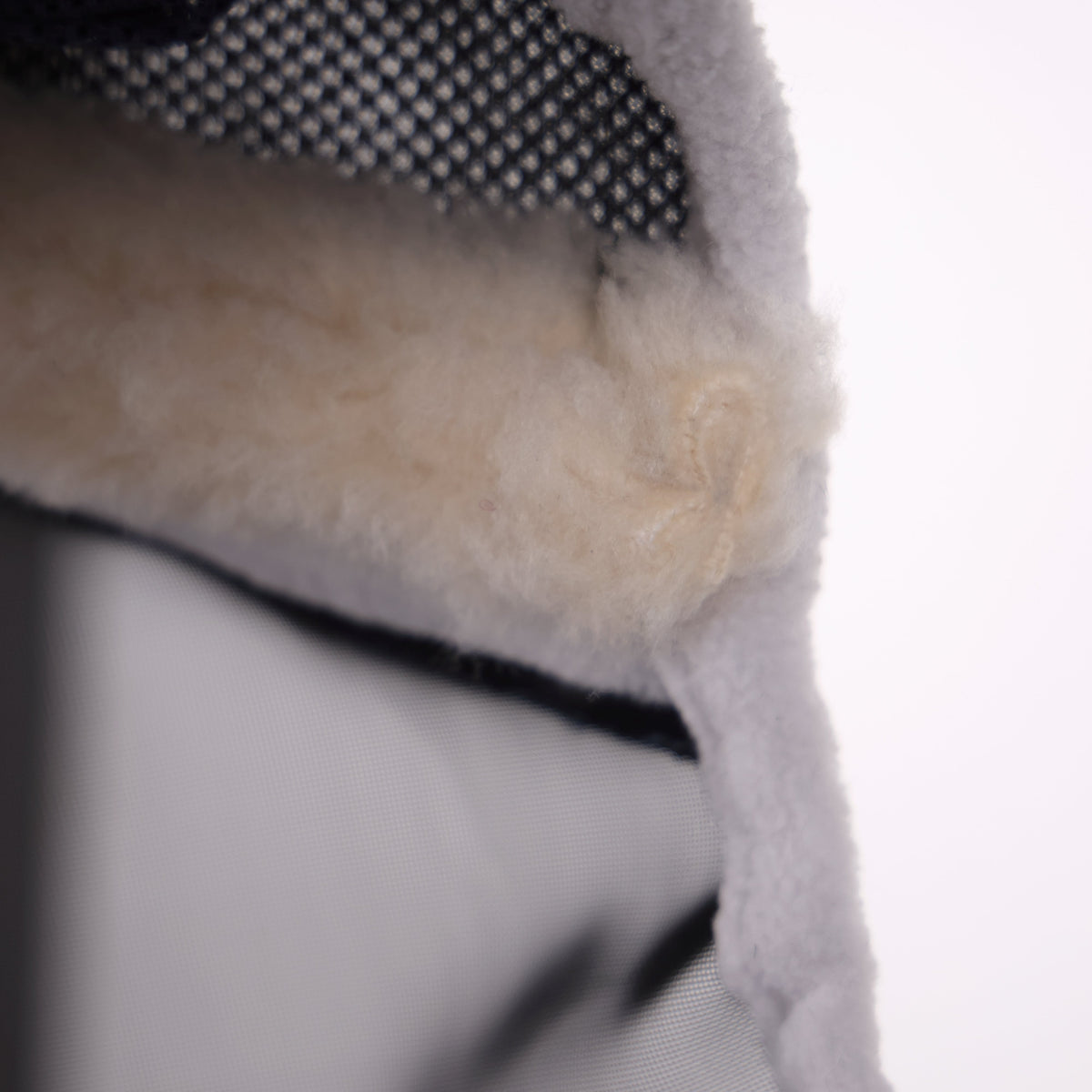 Shires FlyGuard Pro Air Motion Fliegenmaske mit Ohren und Nase