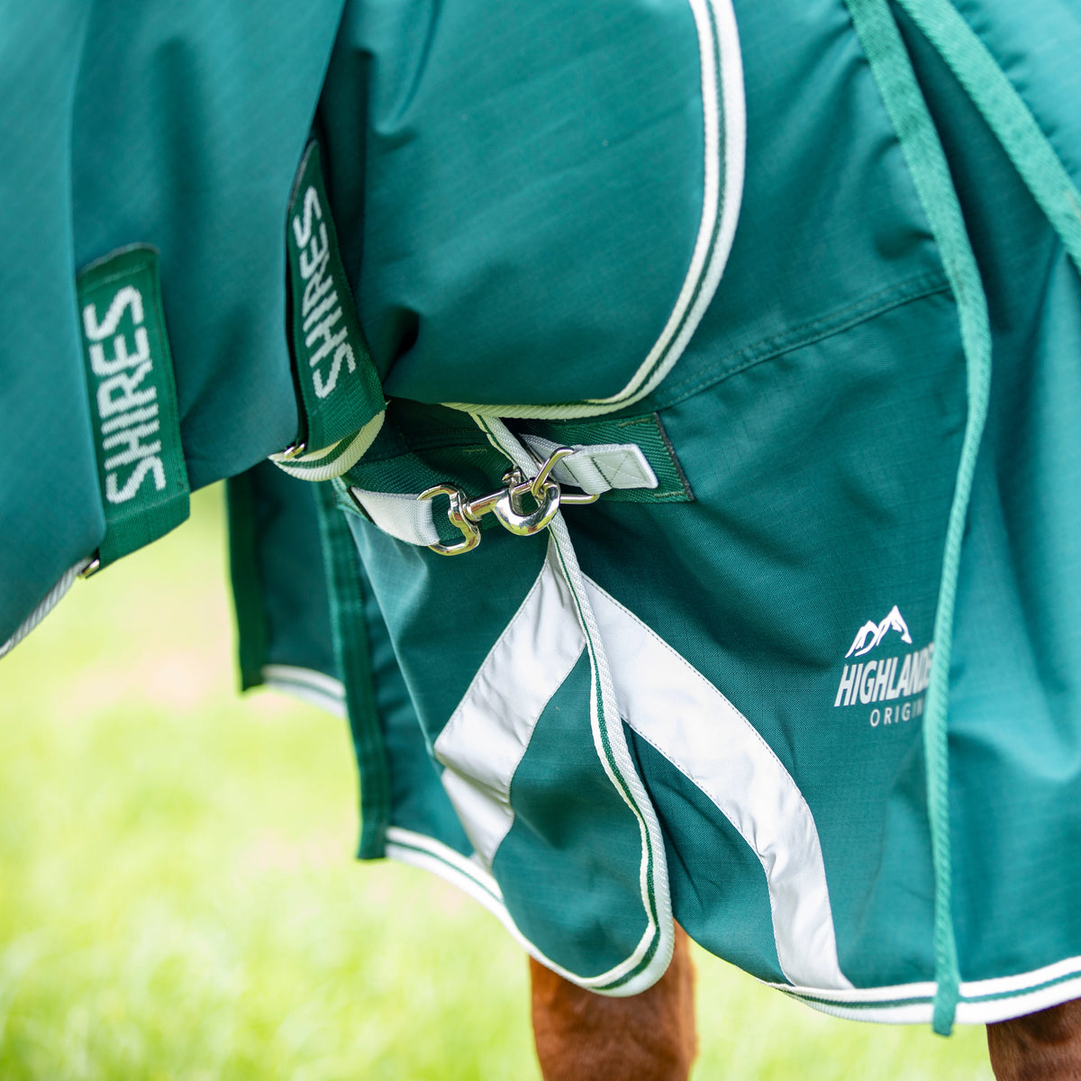 Shires Highlander Original 300g Combo Turnout Rug