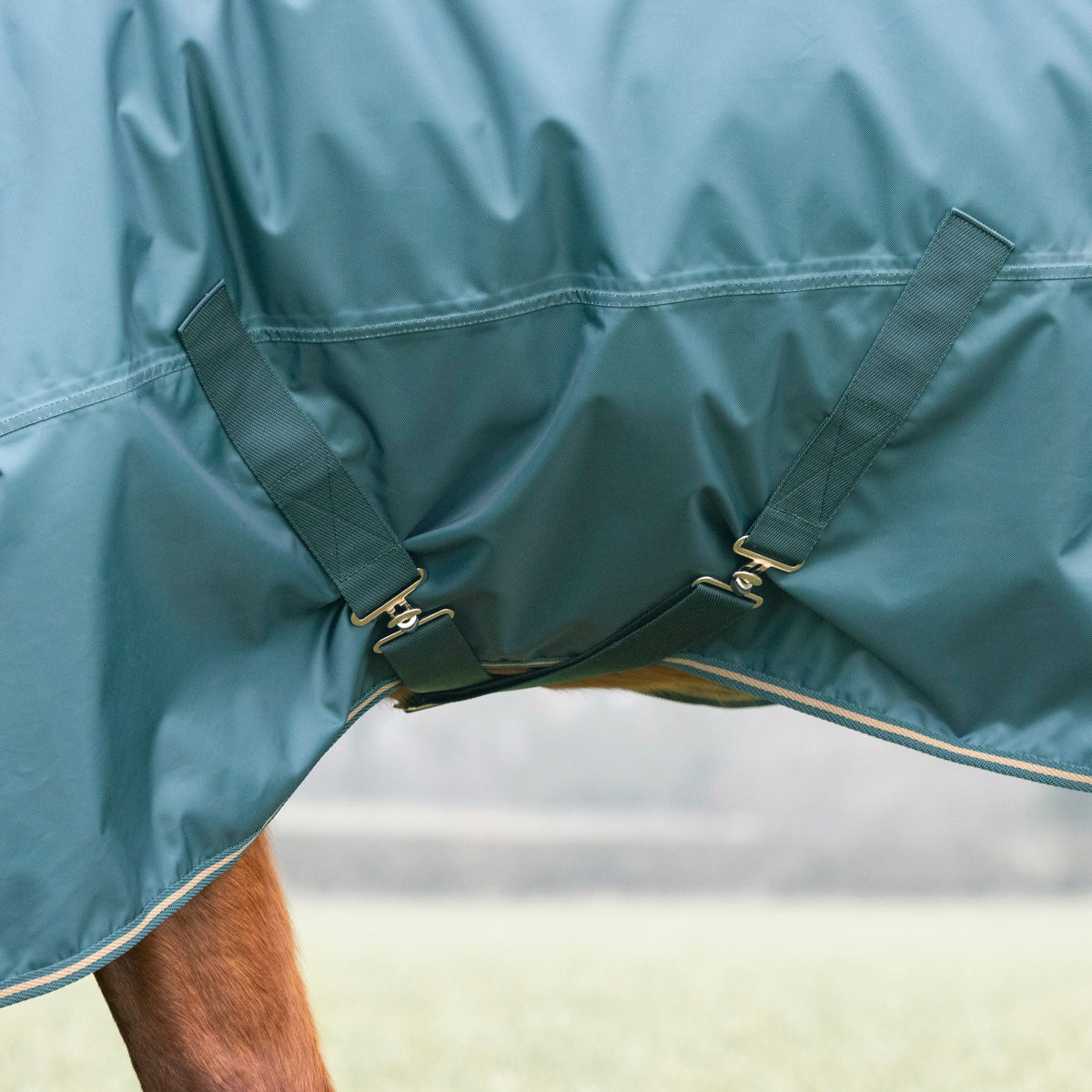 Couverture de participation Shires Typhoon 200 g