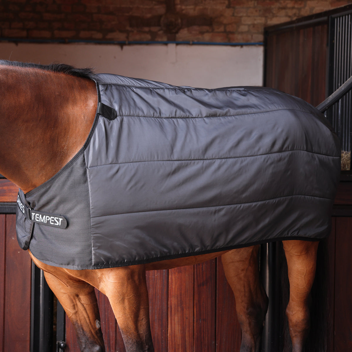 Shires WarmaRug 200g Turnout Liner