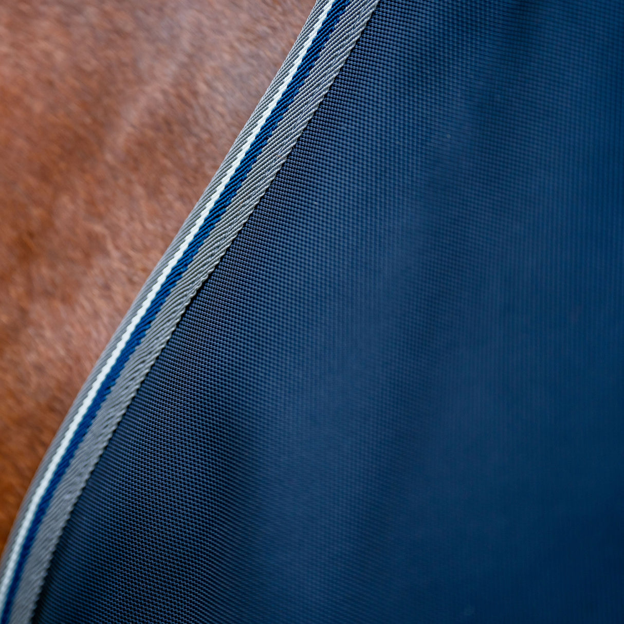 Horseware Ireland Rambo 1680D 450g Vari-Layer Turnout Rug #colour_navy-thunderstorm-grey-silver