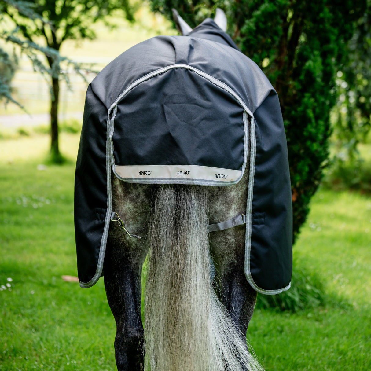 Horseware Ireland Amigo Bravo 12 Plus 0g Lite Turnout Rug #colour_black-titanium-grey-silver