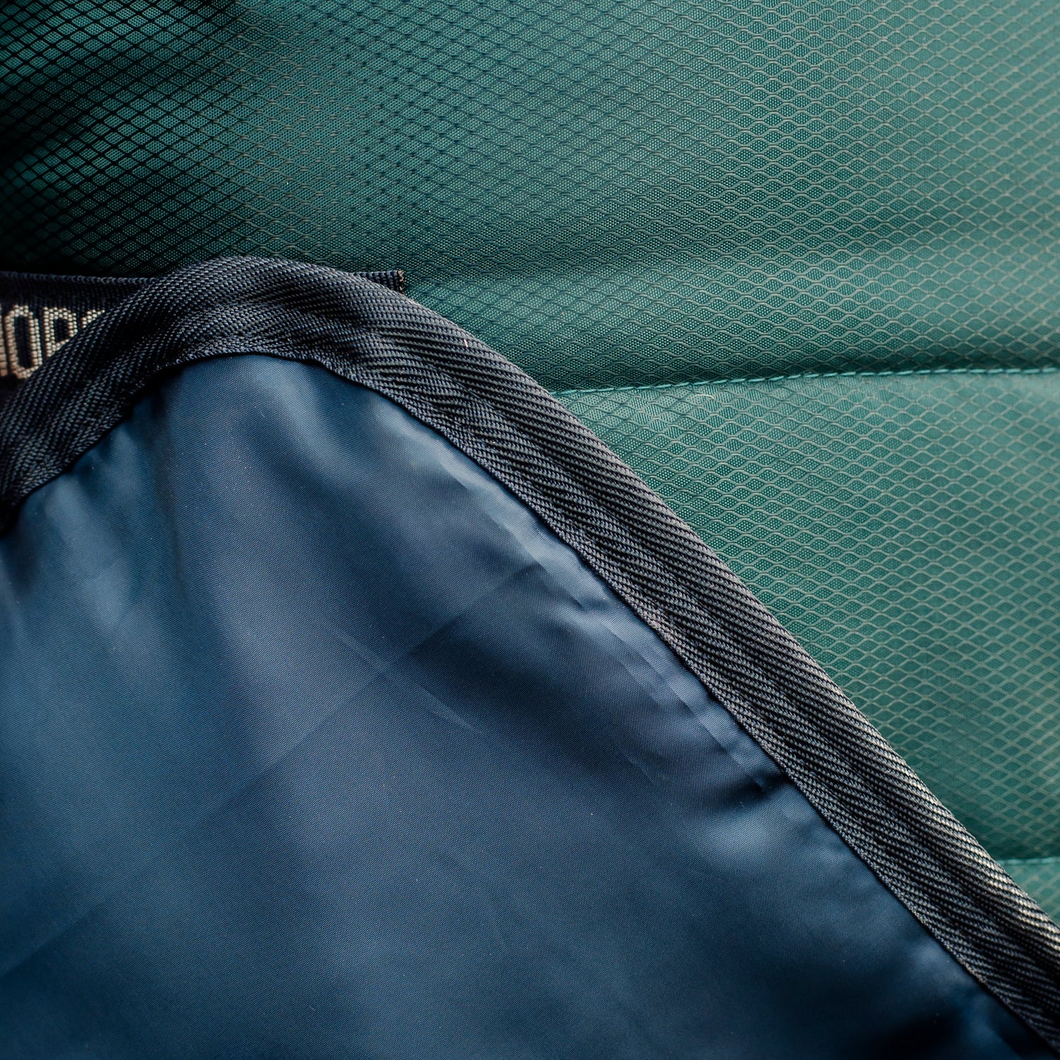 Horseware Ireland Amigo Ripstop Insulator 350g Stable Rug #colour_dynasty-green-navy-silver