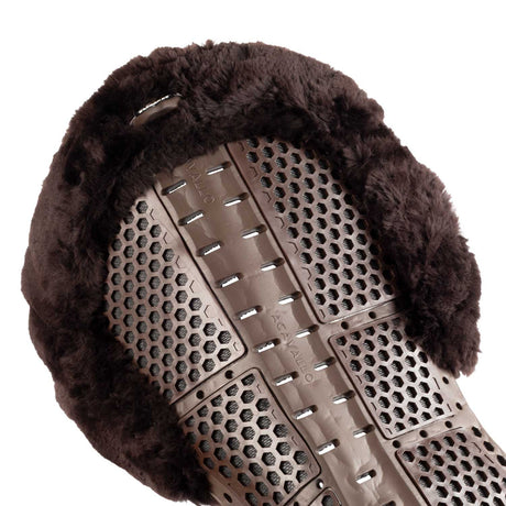 Acavallo® Piuma Aero Balance gel pad in EVA and cut-out sheepskin. Practical, lightweight, and functional.
