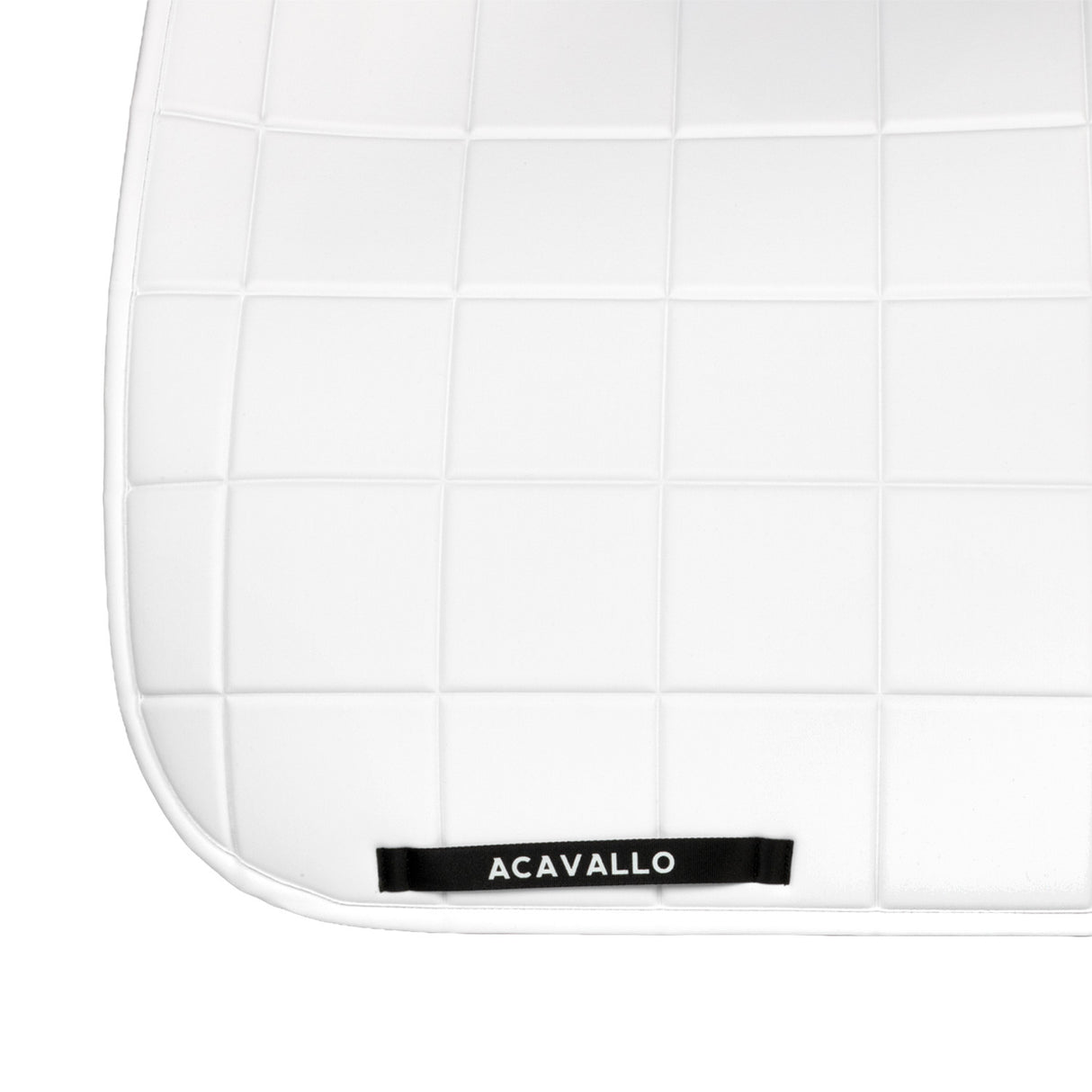 Sublime square dressage saddle pad in technical fabric