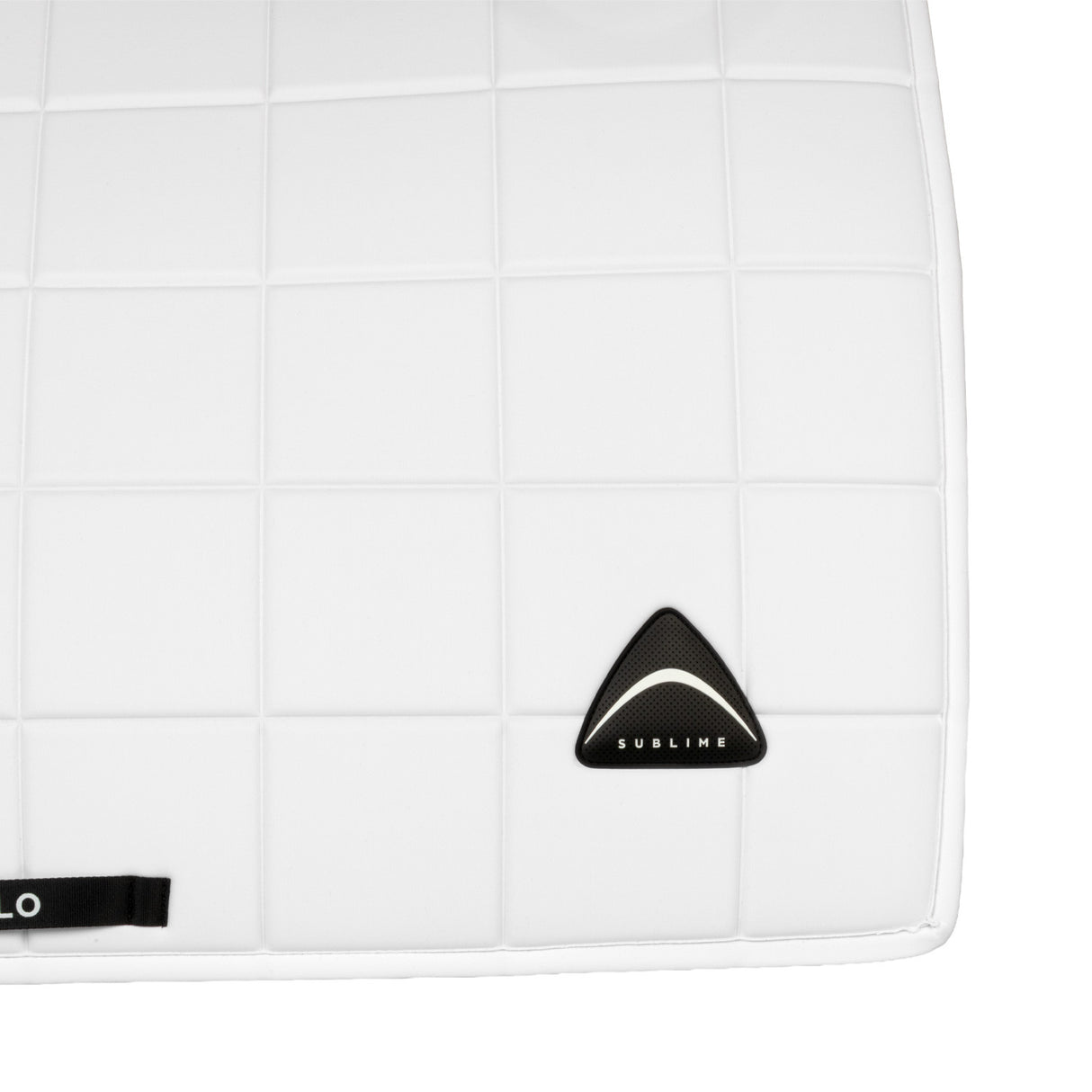 Sublime square dressage saddle pad in technical fabric