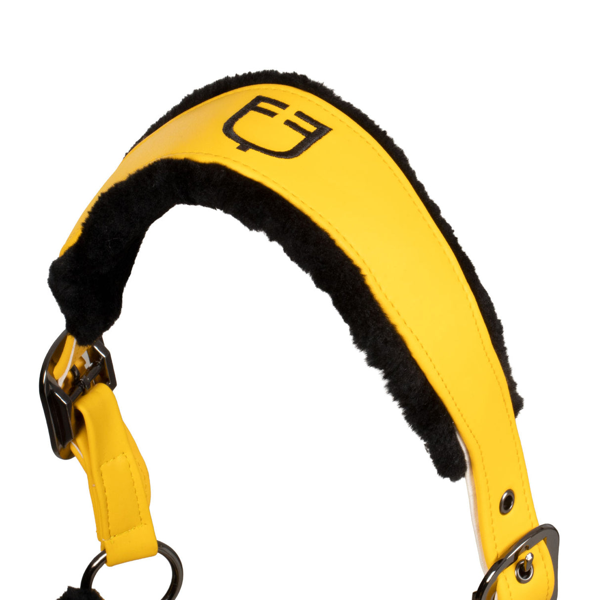 Polypropylene halter with faux sheepskin padding