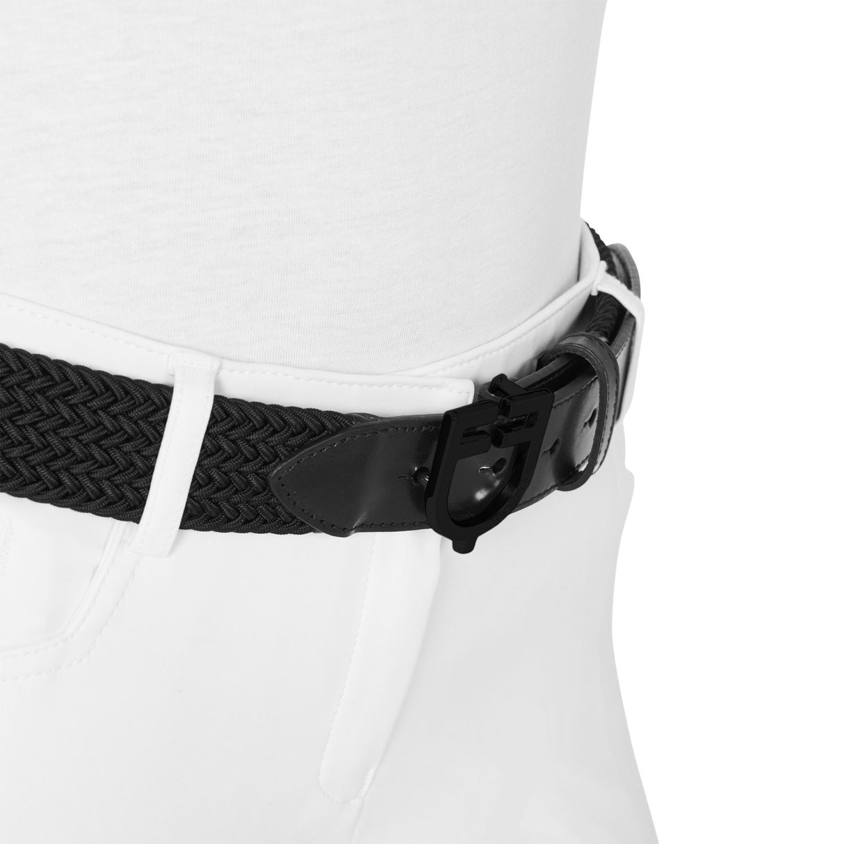 Elastic belt with black logoed buckle