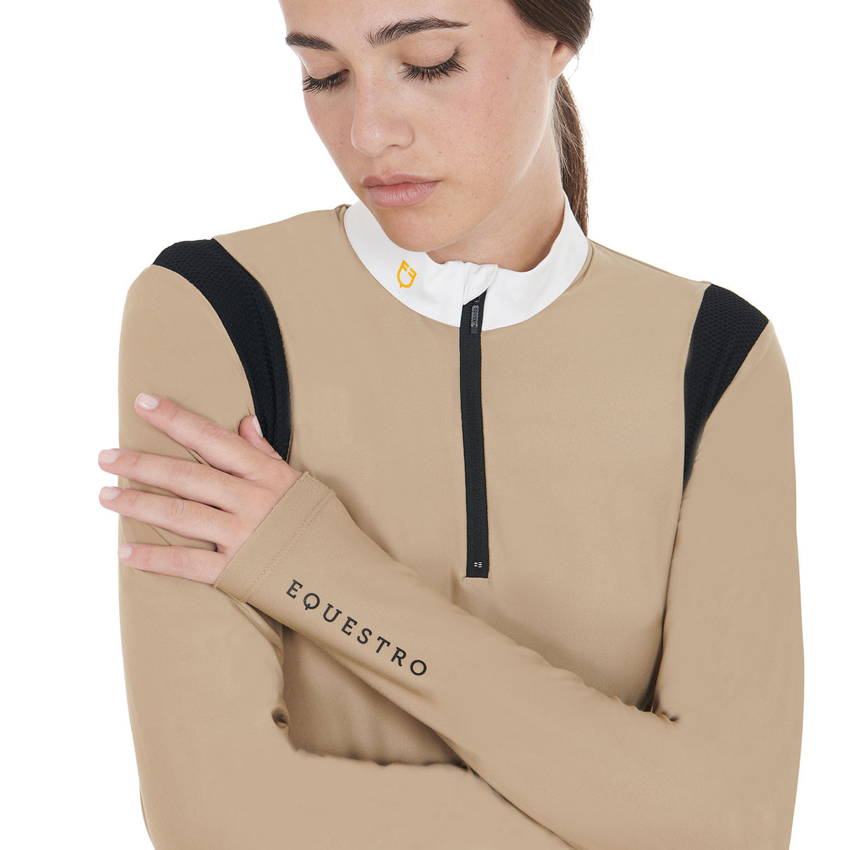Women's slim fit polo shirt in technical fabric