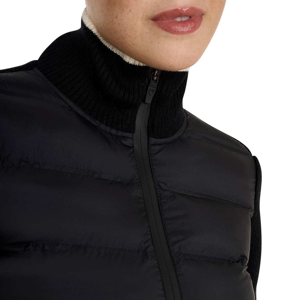 Women's jacket in nylon and knit with zip
