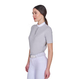 Women's competition polo shirt with concealed button closure
