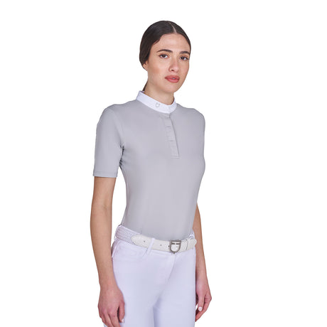 Women's competition polo shirt with concealed button closure