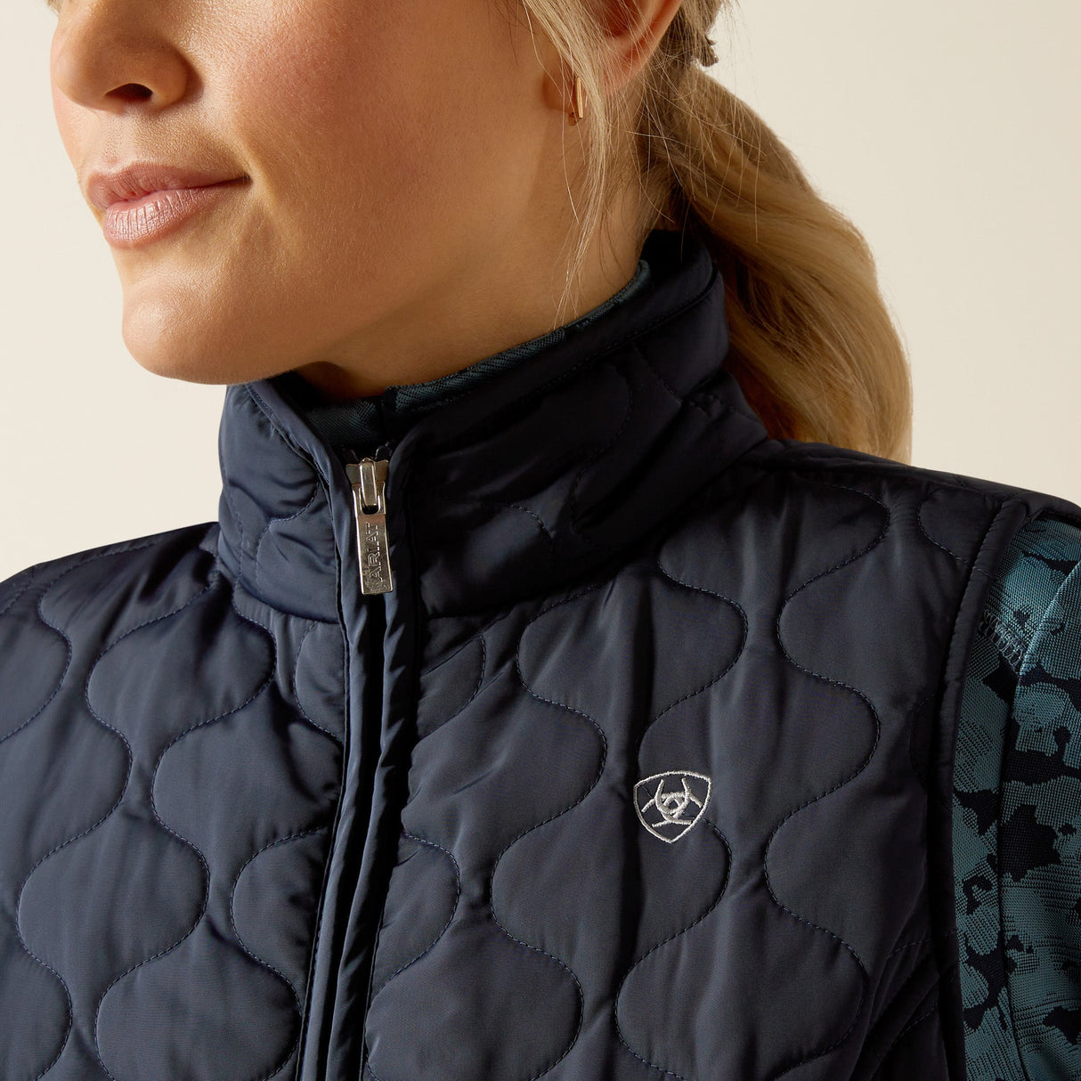 Ariat Women's Ashley 2.0 Insulated Vest #colour_blue