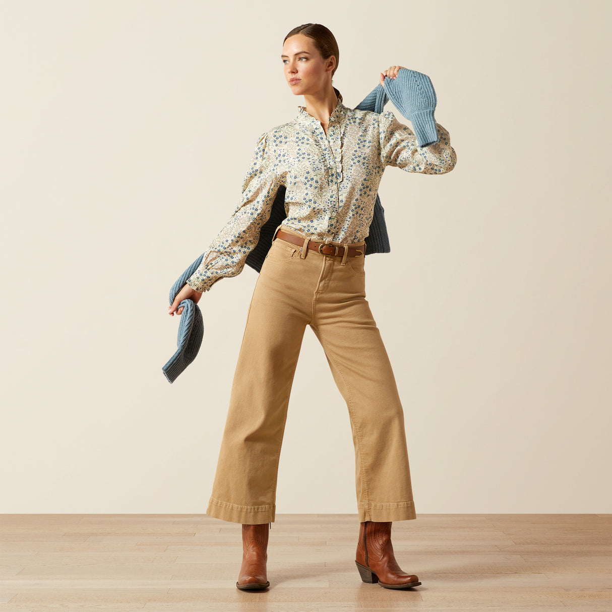 Ariat Women's Cricklade Blouse #colour_floral-print