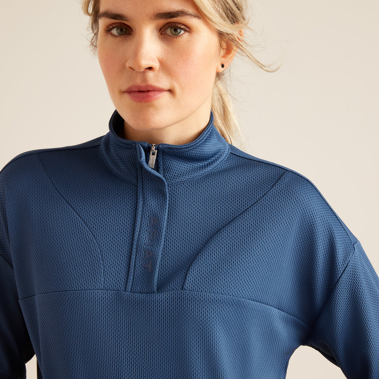 Ariat Women's Breathe 1/2 Zip Sweatshirt