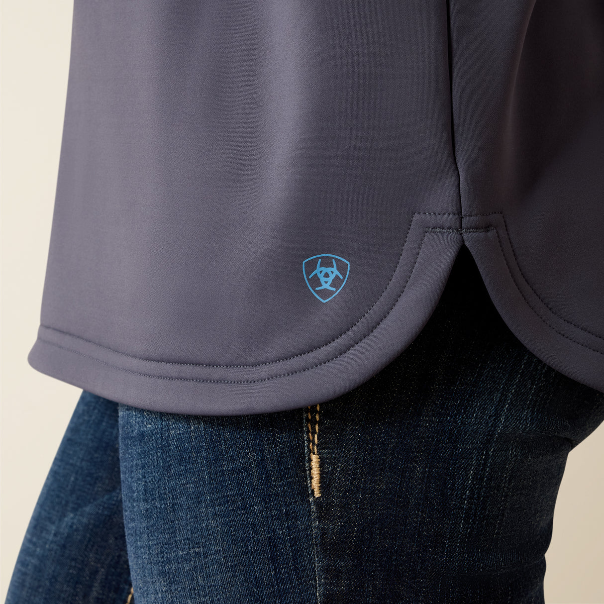 Ariat Women's Breeze Logo 1/2 Zip Sweatshirt
