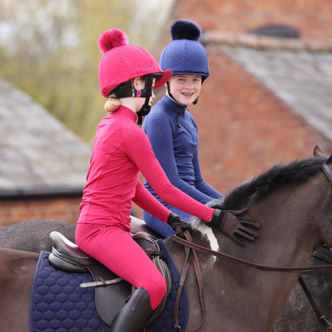 Shires Aubrion Children's Revive Winter Base Layer #colour_cerise