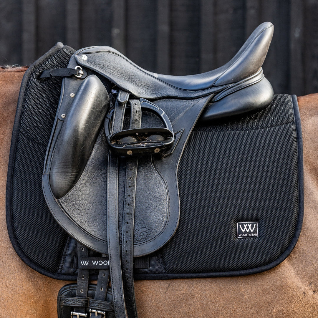 Woof Wear Elite Comfort Mesh Dressage Saddle Pad #colour_black