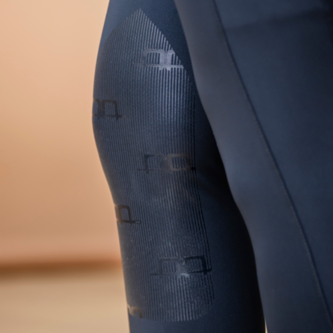 Alessandro Albanese Fina Knee Grip Hybrid Breech #colour_core-black