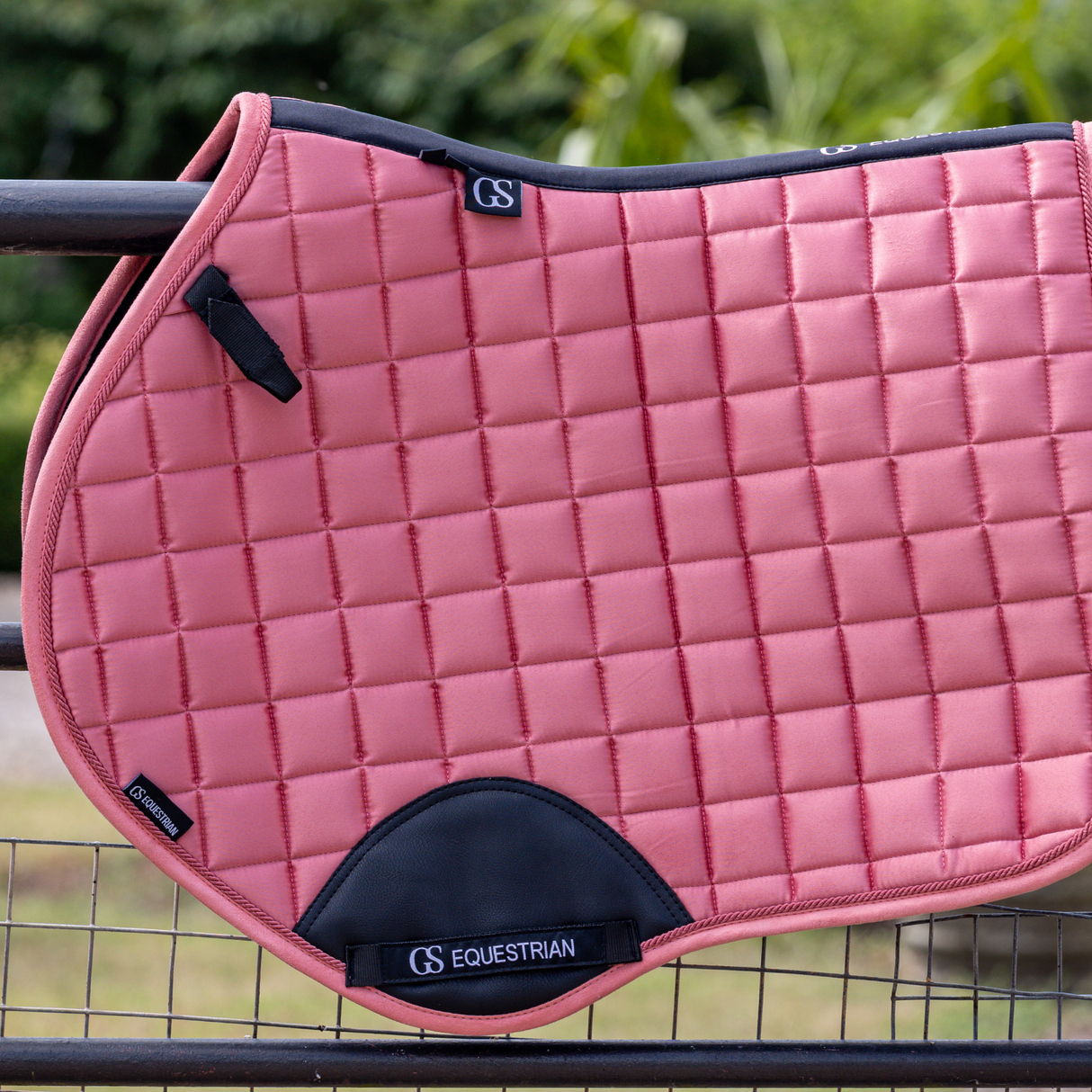 GS Equestrian & Country Revella Satin Close Contact Saddle Pad