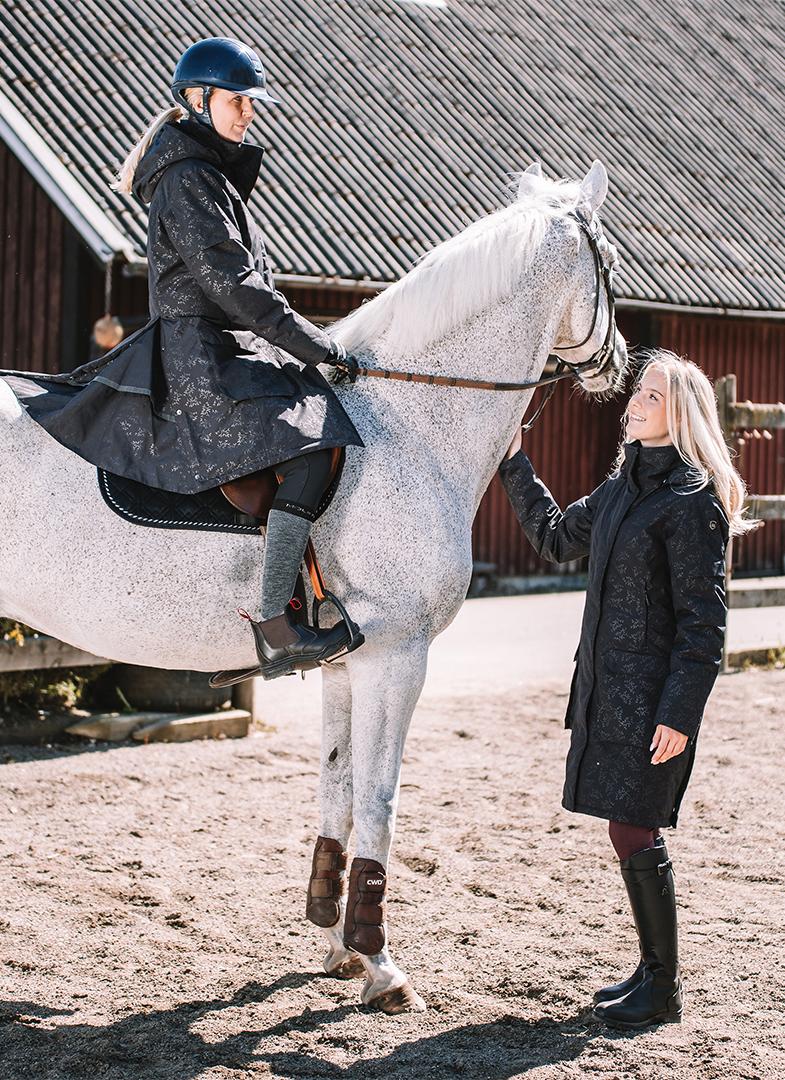 Mountain Horse Royal Saga Coat